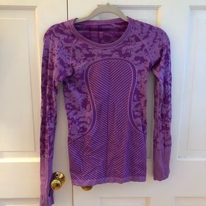 long sleeve lululemon top